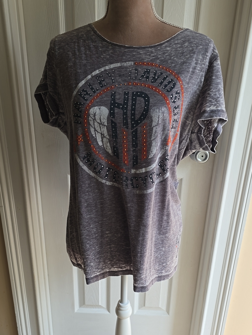 Womens XL Harley-Davidson Gray Short Sleeve Graphic Tee with Orange Stud Accents